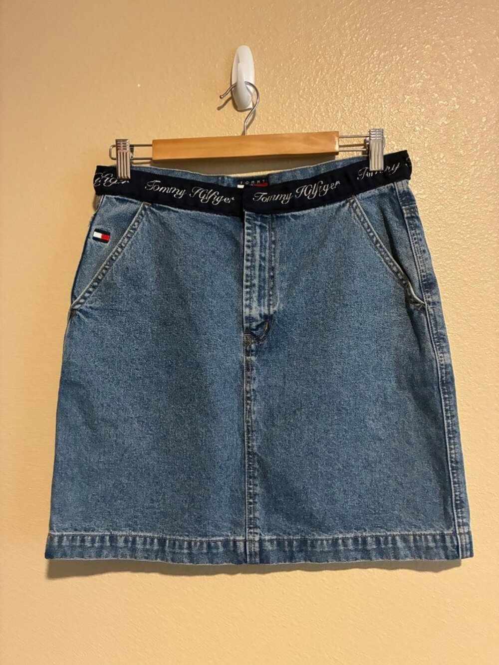 Vintage Y2K Tommy Hilfiger Blue Denim Skirt Women's Size 8